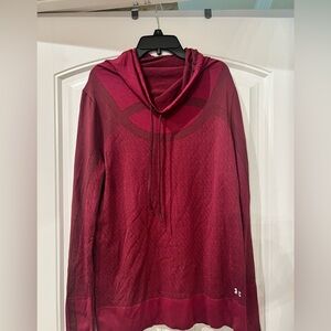 Under Armour threadborne Pullover burgundy size large with thumb holes